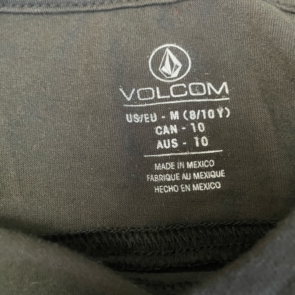 Volcom top - Picture 3 of 5